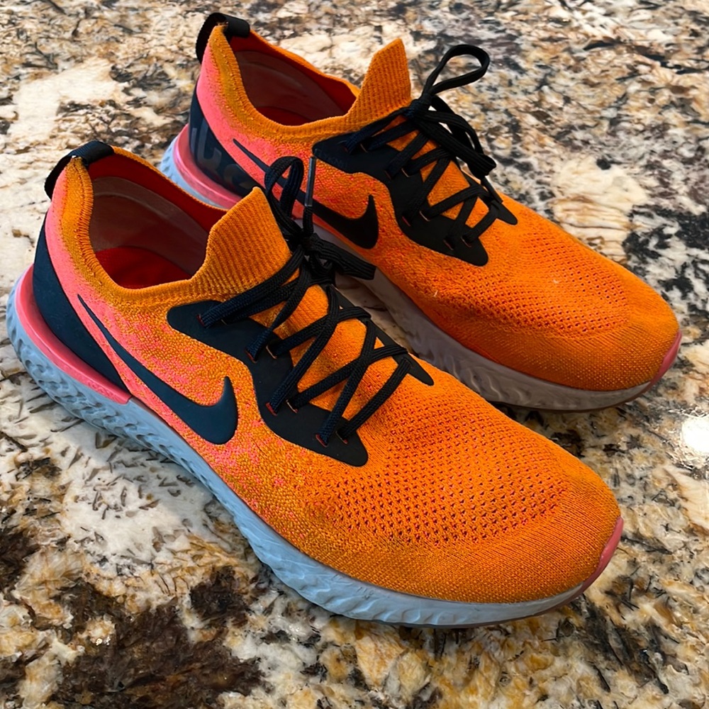 Nike Epic React Flyknit Men’s Running Shoes Copper Flash Size 12